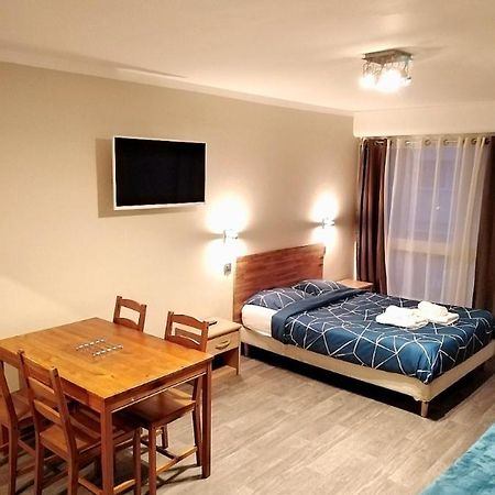 Appartements Boulevard Des Pyrenees Pau Bagian luar foto