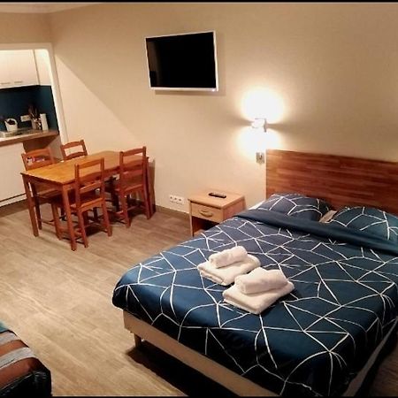 Appartements Boulevard Des Pyrenees Pau Bagian luar foto