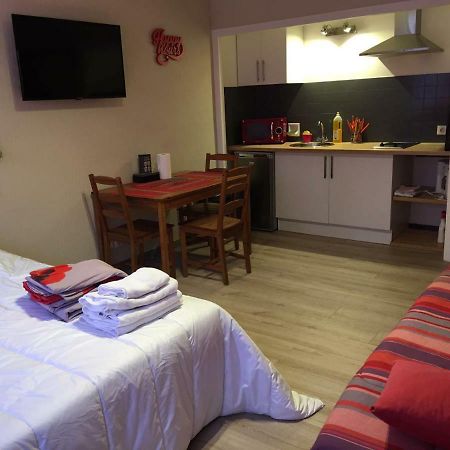 Appartements Boulevard Des Pyrenees Pau Bagian luar foto