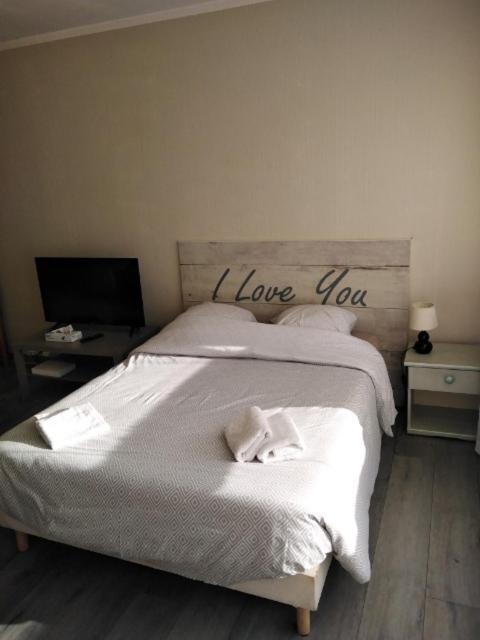 Appartements Boulevard Des Pyrenees Pau Bagian luar foto